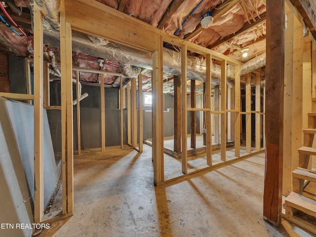 1100 Cedar Ln, Knoxville, TN 37912 - view of below grade area