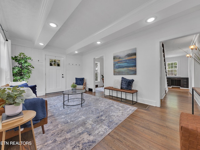 1100 Cedar Ln, Knoxville, TN 37912 - living room featuring wood finished floors, recessed lighting, and crown molding
