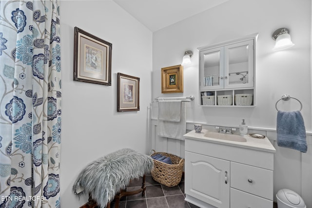 1292 Deer Lodge Hwy, Sunbright, TN 37872 - full bathroom featuring vanity, tile patterned flooring, and curtained shower