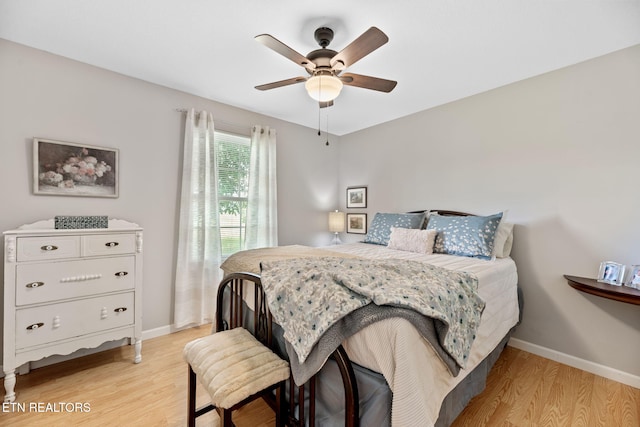 1292 Deer Lodge Hwy, Sunbright, TN 37872 - bedroom with light wood-type flooring and a ceiling fan