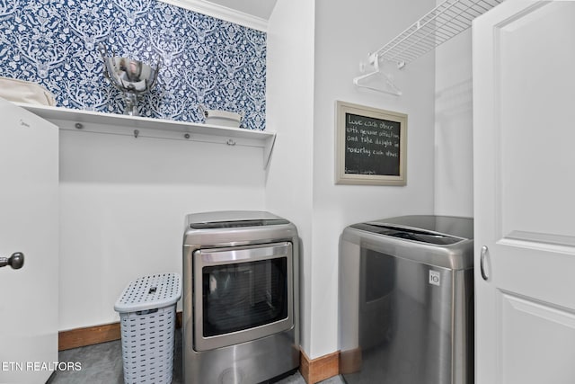 1292 Deer Lodge Hwy, Sunbright, TN 37872 - laundry area with washing machine and dryer and baseboards
