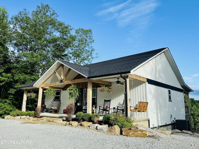 669 Crooked Branch Pvt Rd, Huntsville, TN 37756 - view of front of home featuring ceiling fan, roof with shingles, and covered porch