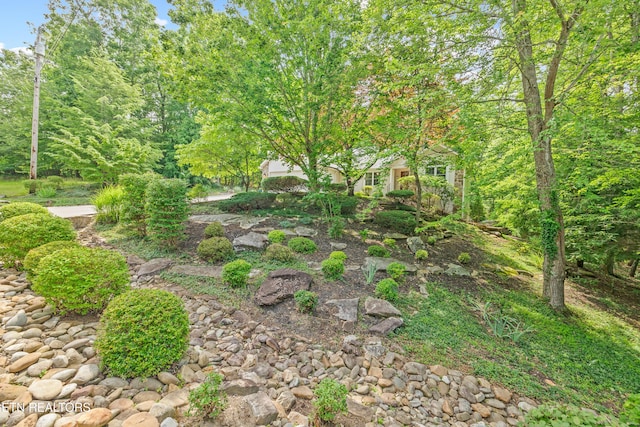 152 Stonewood Dr, Crossville, TN 38558 - photo 2