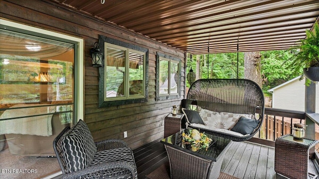573 Hilltop Dr, Jacksboro, TN 37757 - view of deck