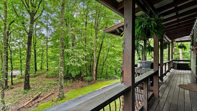 573 Hilltop Dr, Jacksboro, TN 37757 - view of deck