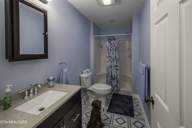 113 Skyland Ln, Powell, TN 37849 - full bathroom with vanity, a shower with shower curtain, and tile patterned flooring
