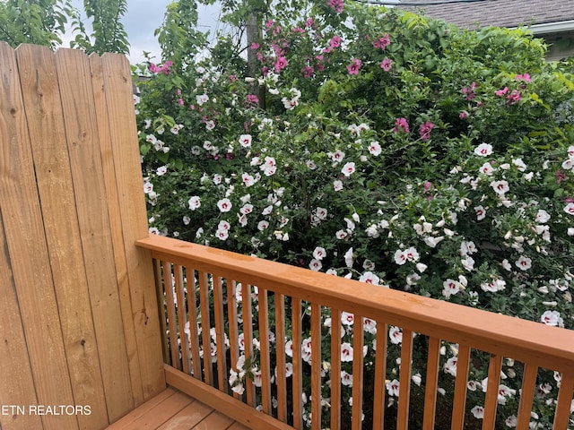 7925 Eldin Way, Powell, TN 37849 - view of wooden terrace