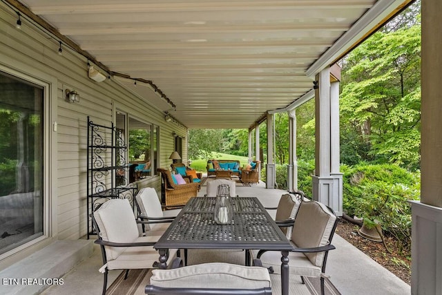 310 Konawa Pl, Loudon, TN 37774