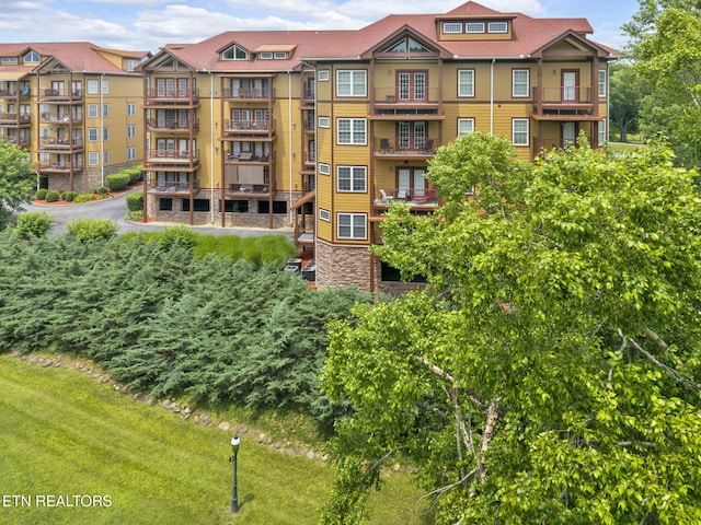 527 River Place Way Unit 516, Sevierville, TN 37862 - view of building exterior