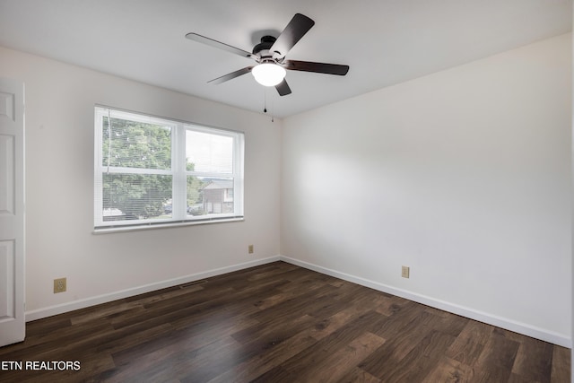 4313 Midview Ln, Knoxville, TN 37938 - unfurnished room with dark wood-type flooring and a ceiling fan