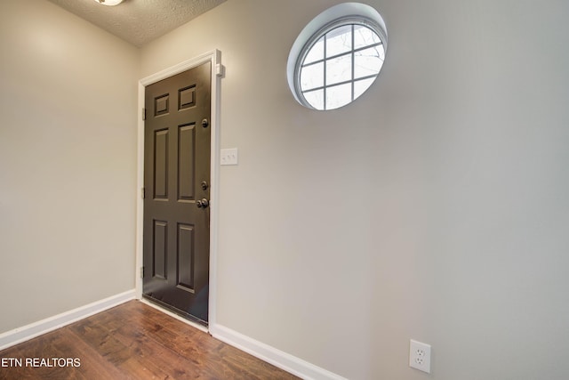 4004 Abercorn Rd, Knoxville, TN 37921 - foyer featuring dark wood-style floors and a textured ceiling