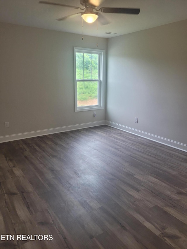 840 Granby Rd, Kingsport, TN 37660 - spare room with ceiling fan and dark wood-type flooring