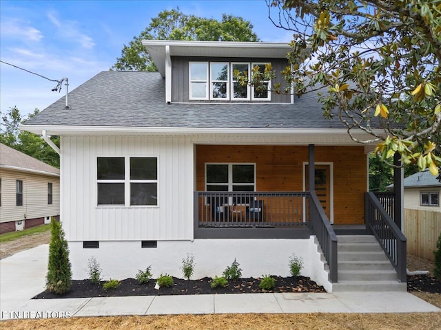 130 S Van Gilder St, Knoxville, TN 37915 - bungalow featuring a porch, crawl space, and roof with shingles