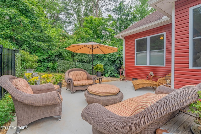 135 Chanusi Way, Loudon, TN 37774 - view of patio featuring outdoor lounge area