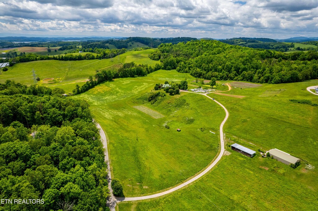 5R2 Greenlee Rd, Rutledge, TN 37861