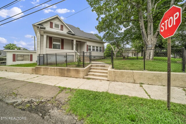 2701 Pershing St, Knoxville, TN 37917 - photo 9