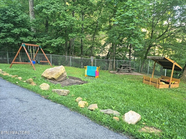 1081 Cove Rd Unit 623, Sevierville, TN 37876 - view of yard featuring a playground