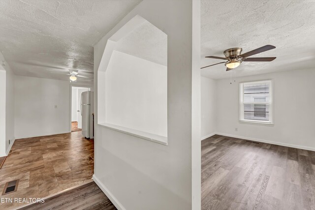 320 Oglewood Ave, Knoxville, TN 37917 - photo 5
