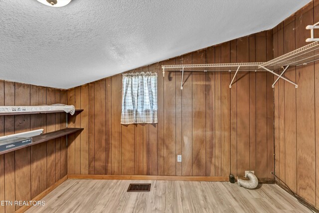 320 Oglewood Ave, Knoxville, TN 37917 - photo 14