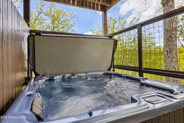 3206 Falling Leaf Way, Pigeon Forge, TN 37863 - exterior view of a jacuzzi