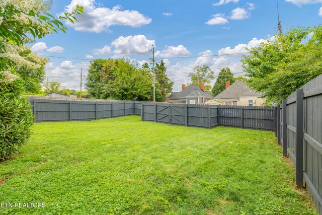 219 Leonard Pl, Knoxville, TN 37917 - photo 45