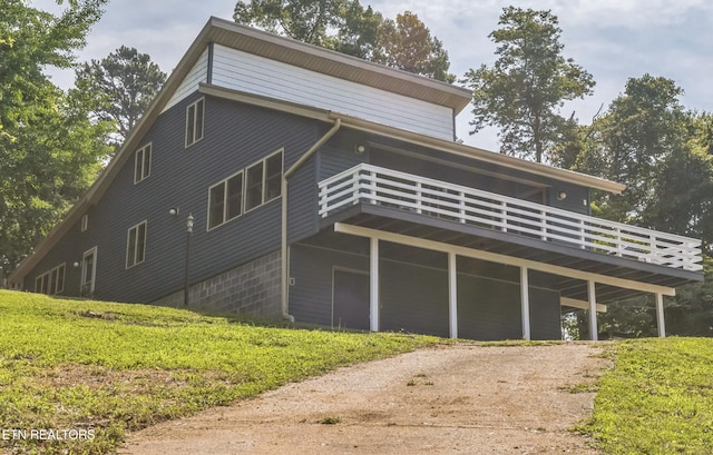 769 Gilmore Rd, Bean Station, TN 37708 - view of front of home with a wooden deck and driveway