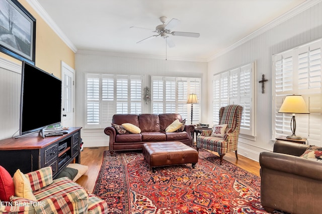 453 Mount John Loop, Townsend, TN 37882 - living area with wood finished floors, ceiling fan, and ornamental molding