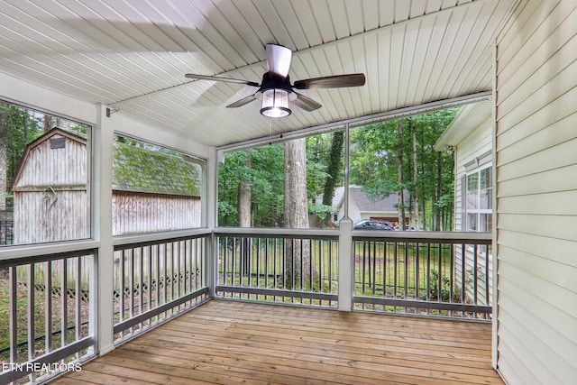 317 Fallen Oak Cir, Seymour, TN 37865 - deck featuring a ceiling fan