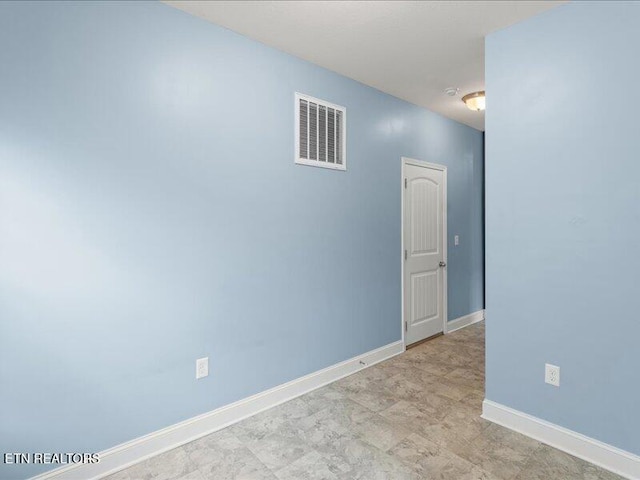 2415 Flannery Way, Powell, TN 37849 - unfurnished room with baseboards