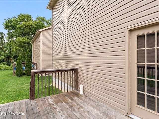 2415 Flannery Way, Powell, TN 37849 - deck with a yard