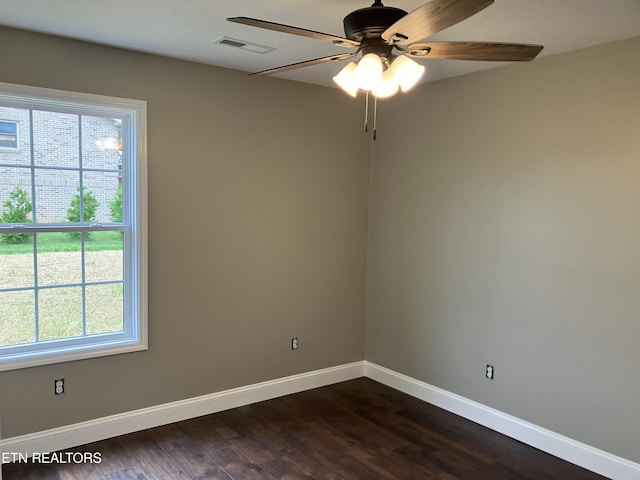 180 Sparks Landing Rd, Maynardville, TN 37807 - unfurnished room featuring dark wood-style floors and ceiling fan