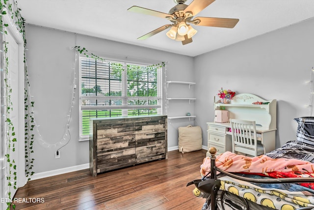 6718 Farmbrook Ln, Knoxville, TN 37918 - bedroom with wood finished floors and ceiling fan