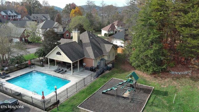 8004 Burgess Falls Ln, Knoxville, TN 37931 - photo 4