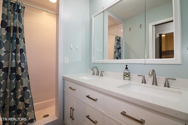 433 Clover Fork Dr, Knoxville, TN 37934 - full bath with a shower with curtain and double vanity