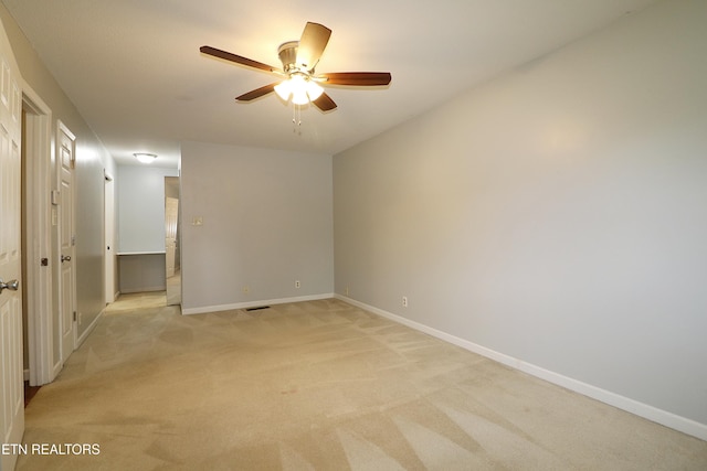 433 Clover Fork Dr, Knoxville, TN 37934 - empty room with a ceiling fan and light colored carpet