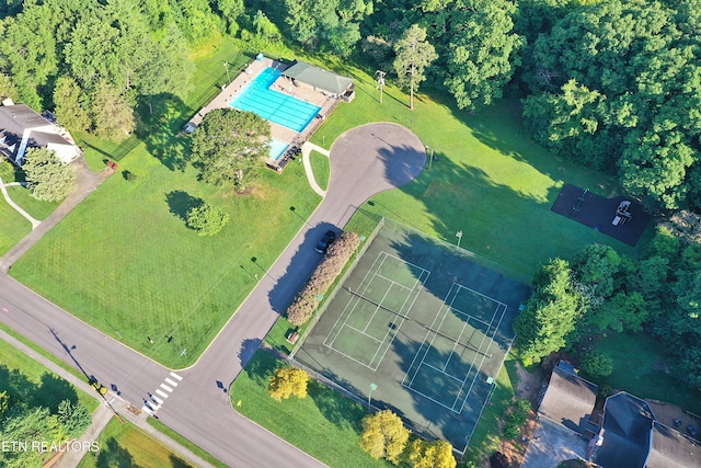 433 Clover Fork Dr, Knoxville, TN 37934 - aerial view of property and surrounding area featuring a pool