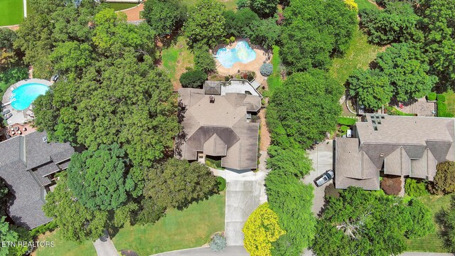 705 Lago Cir, Knoxville, TN 37922 - photo 40