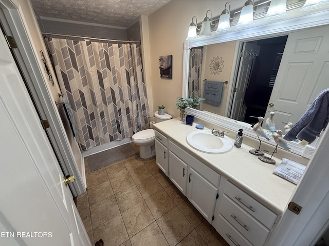 7808 Stone Garden Way, Powell, TN 37849 - bathroom with vanity, a textured ceiling, and shower / tub combo with curtain
