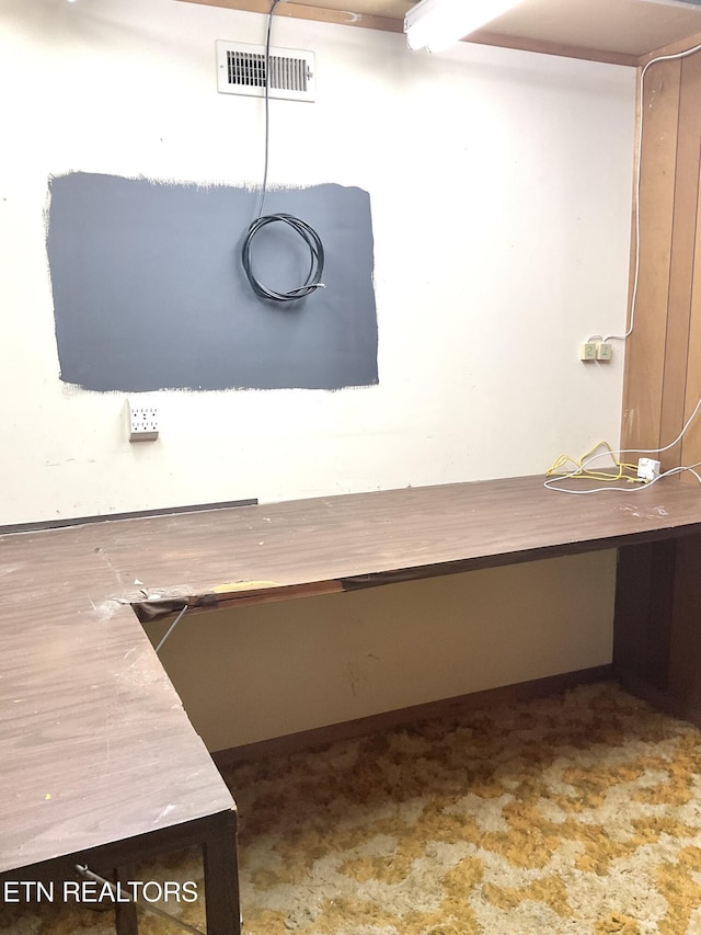 3505 Hackworth Rd, Knoxville, TN 37931 - detailed view of a desk