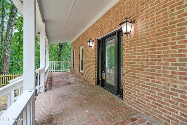 110 Lakecrest Ln, Oak Ridge, TN 37830 - view of porch