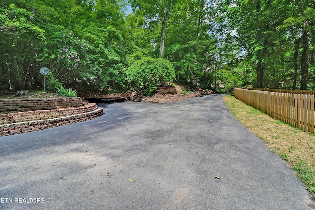 110 Lakecrest Ln, Oak Ridge, TN 37830 - view of street