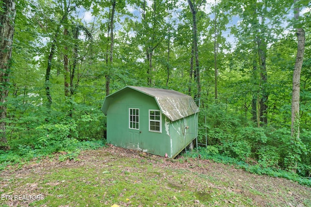 110 Lakecrest Ln, Oak Ridge, TN 37830 - view of shed featuring a wooded view