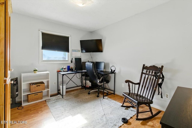409 Meadow Ln, Middlesboro, KY 40965 - office featuring wood finished floors