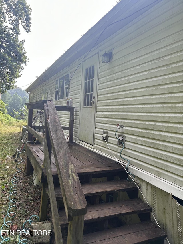 167 Marina Ln, Lafollette, TN 37766 - view of wooden terrace