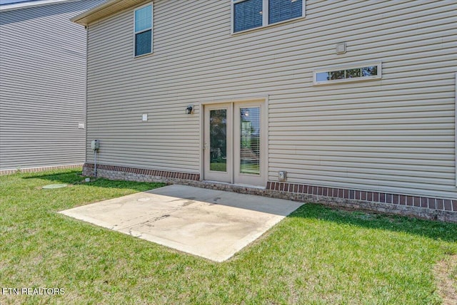 8630 Yellow Aster Rd, Knoxville, TN 37931 - back of property featuring a patio and a yard