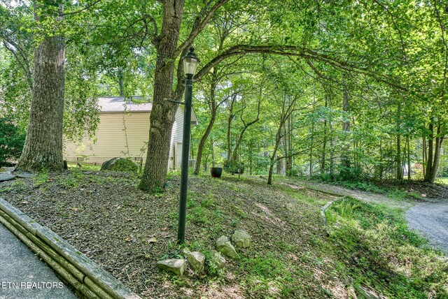 11 Londell Ct, Crossville, TN 38558