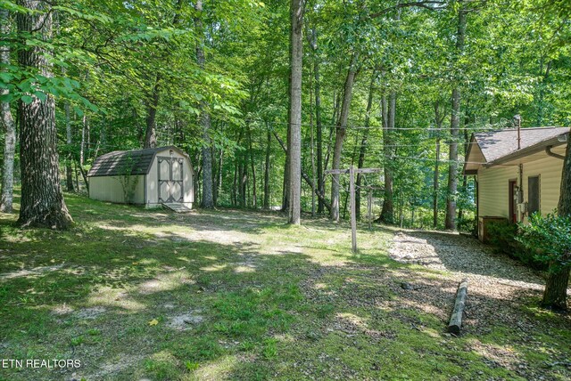 11 Londell Ct, Crossville, TN 38558