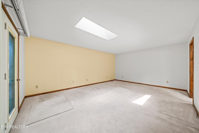 11 Londell Ct, Crossville, TN 38558