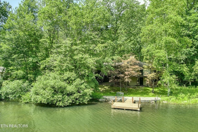 11 Londell Ct, Crossville, TN 38558