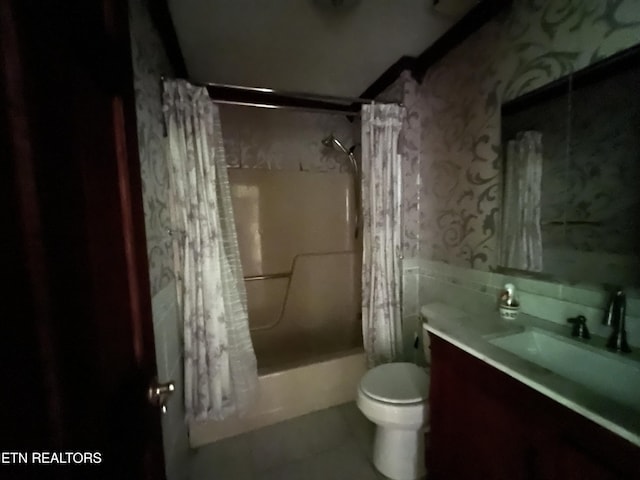 435 Simms Fork Rd, Arjay, KY 40902 - bathroom with wallpapered walls, vanity, shower / bathtub combination with curtain, and tile patterned floors